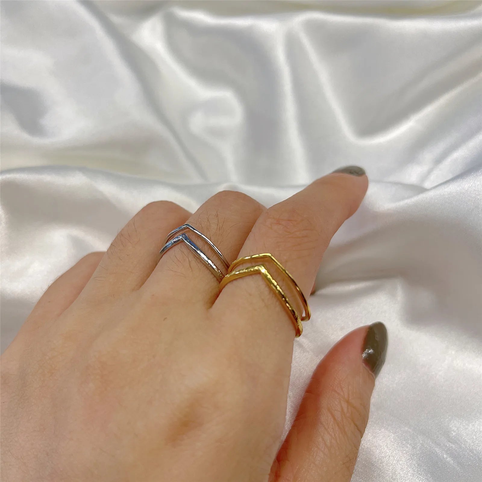 Skyrim Minimalist V Shape Double Layers Rings Women Stainless Steel Open Finger Ring Band 2025 Kpop Jewelry